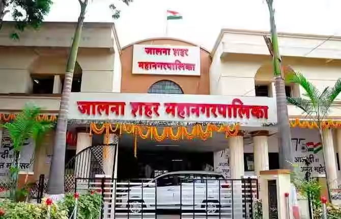 जालना काँग्रेसमध्ये मोठी कारवाई; पक्षशिस्तभंग केल्याप्रकरणी 7 नगरसेवक निलंबित