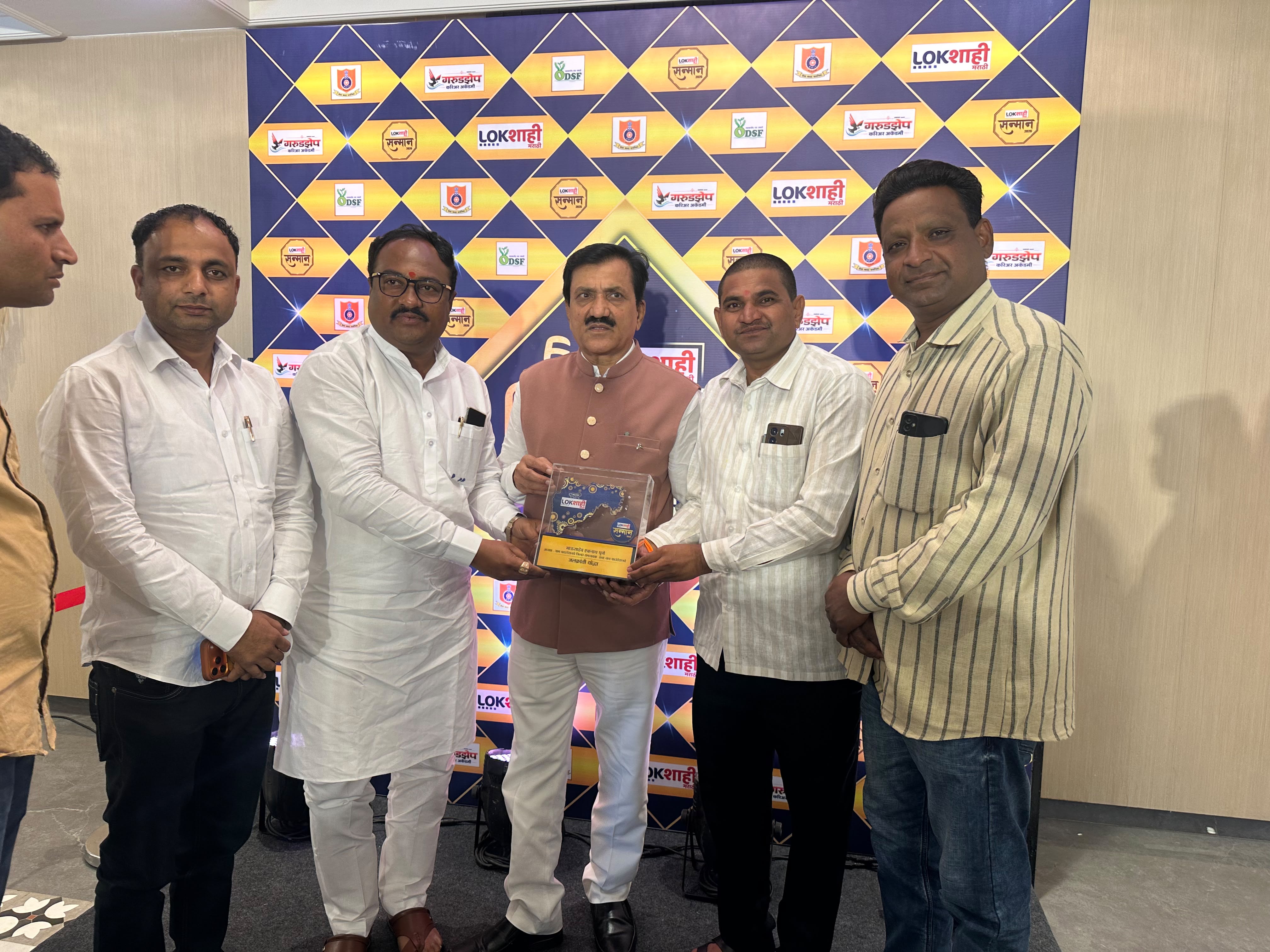जलसंधारणाच्या कार्याची दखल; भाऊसाहेब घुगे यांना ‘जलक्रांती योद्धा’ पुरस्कार