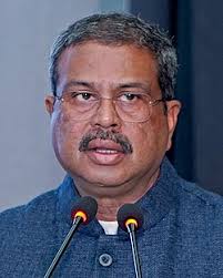 उशिरा घेतलेली जबाबदारी; विद्यार्थ्यांच्या जखमांचे उत्तर कोण देणार?