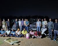 निधोना शिवारातील जुगार अड्ड्यावर पोलिसांची धाड; १४ जुगाऱ्यांवर कारवाई