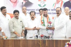 अब्दुल रशीद पहेलवान यांचा काँग्रेसमध्ये प्रवेश