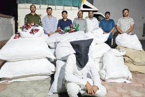 बदनापुरात प्रतिबंधित गुटखा-पानमसाला तस्करीवर स्थानिक गुन्हे शाखेचा छापा; 12 लाखांहून अधिक मुद्देमाल जप्त