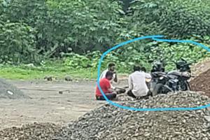 सार्वजनिक ठिकाणी मद्यपींचा उच्छाद; उघड्यावर दारु पिण्याचा प्रकार सुरु; 
