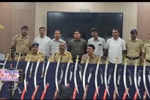 चंदनझिरा पोलिसांची धडक कारवाई; ४१ घातक हत्यारे जप्त
