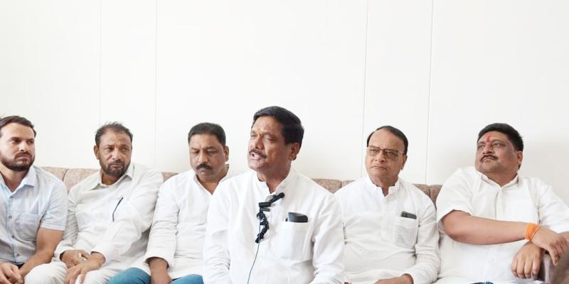 दुबईत हजारो भारतीय अडचणीत, केंद्र सरकार शांत; खासदार डॉ. कल्याण काळेंचा हल्लाबोल